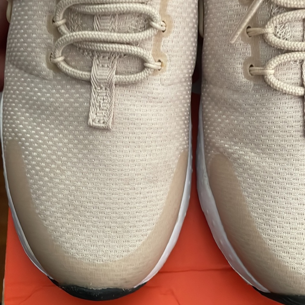 Nike Air Hurache - image 4